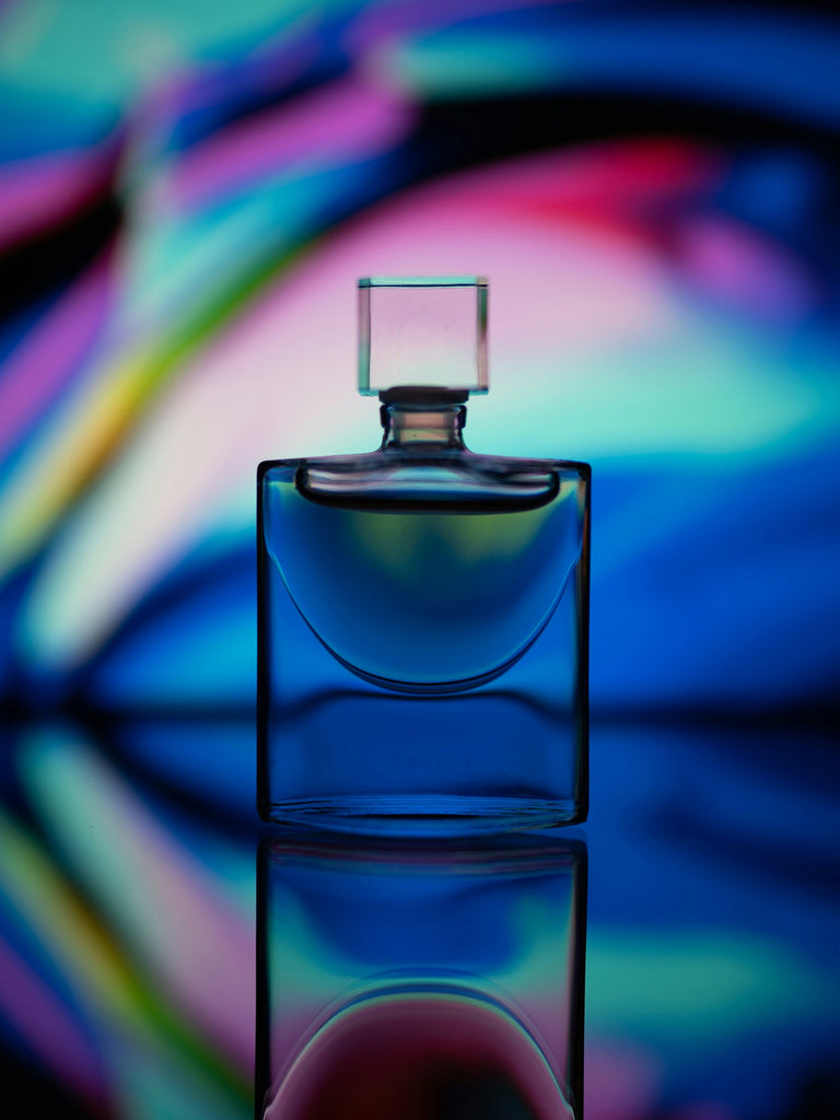 Fragrance Oils for Perfume: How TPPS Aromatic Helps Brands Create a Signature Scent